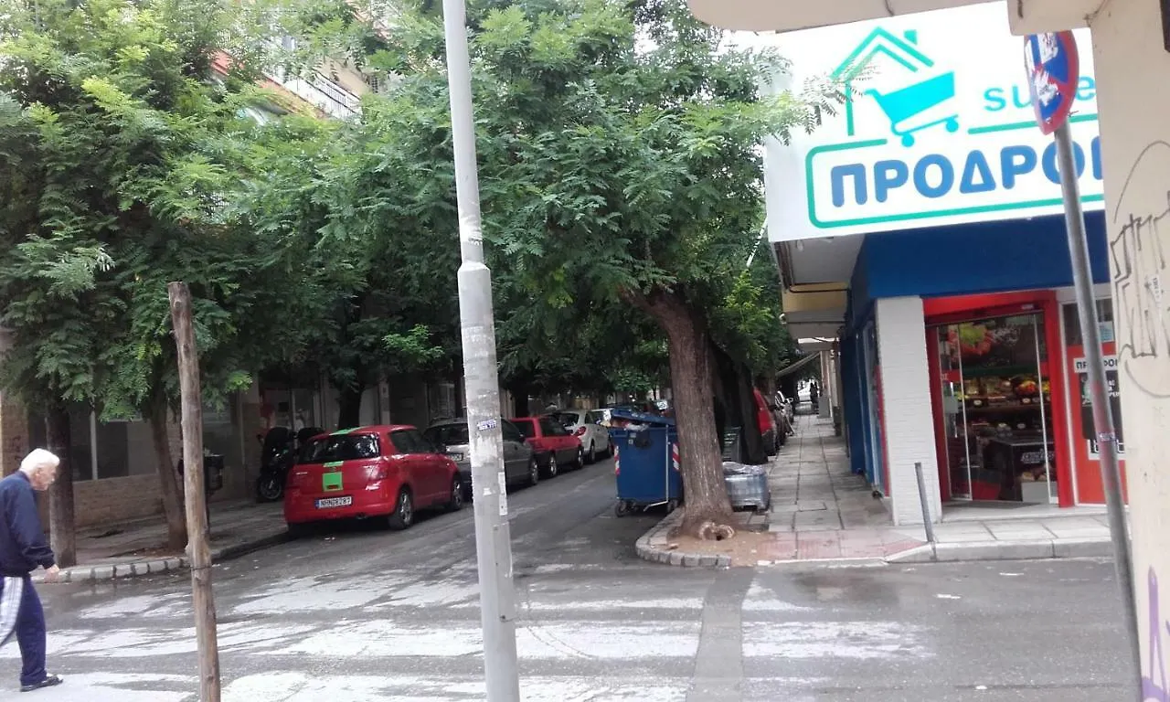 Little Studio Apartment Thessaloniki